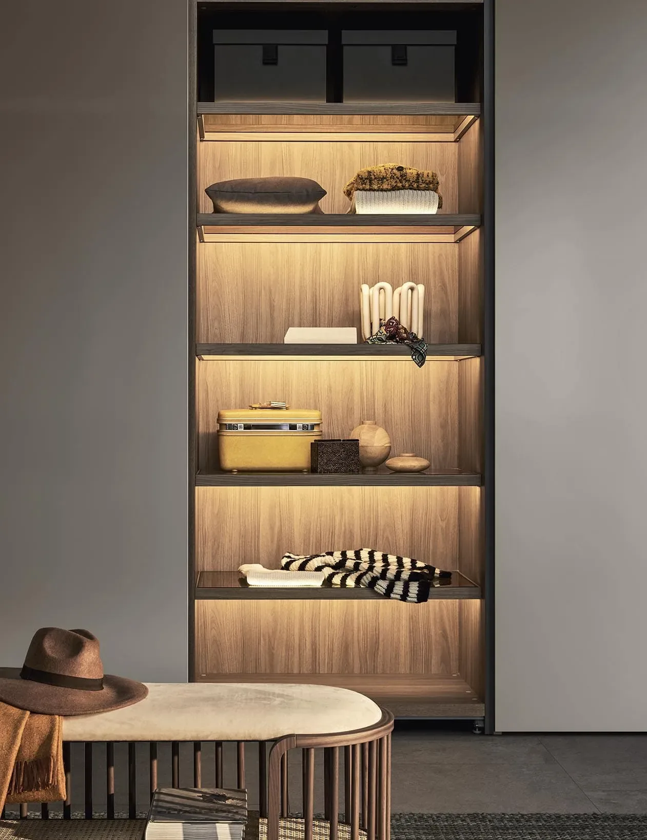 Swing Wardrobe